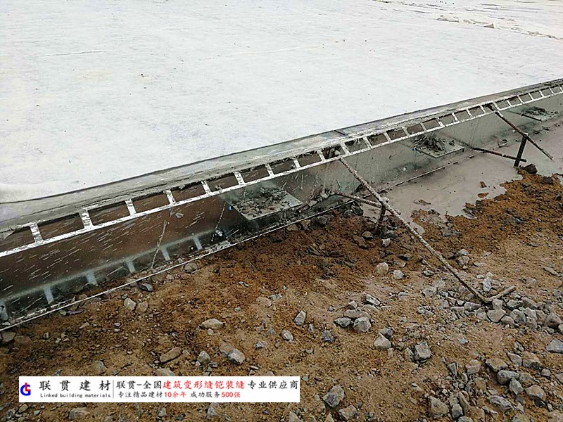 黔东南铠装缝案例